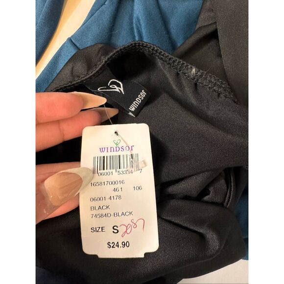 Windsor Black Halter Cutout One-Piece bodysuit Women’s Size Small - Picture 5 of 6